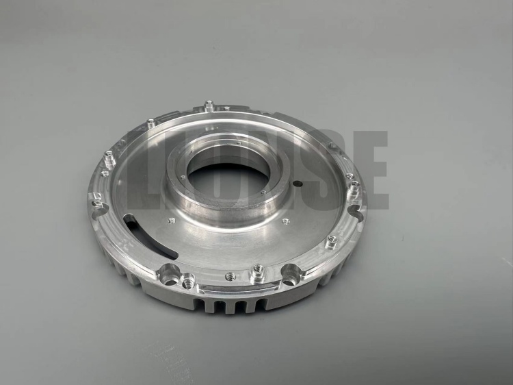 Những cách để rút ngắn thời gian chu kỳ trong các quy trình gia công chính xác là gì?