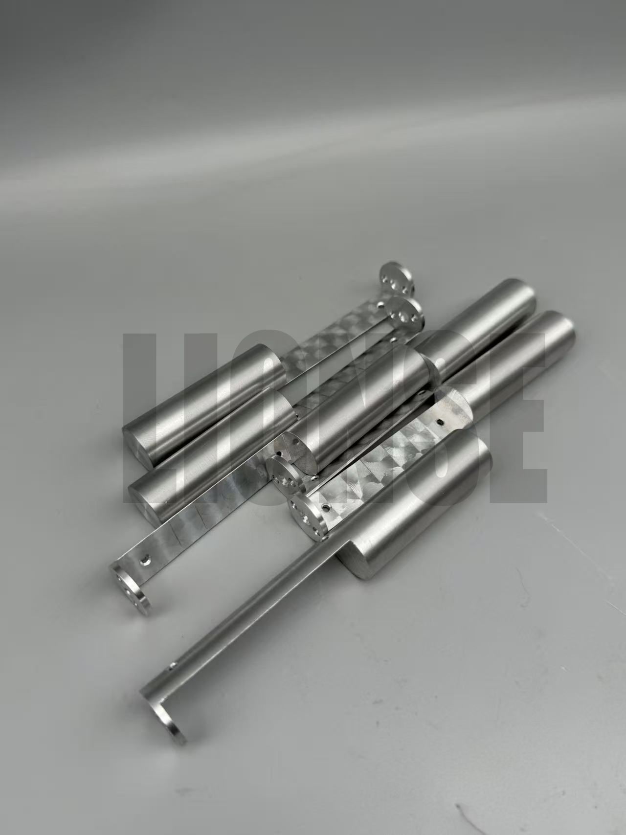 Đầu nối nhôm có thể khắc phục được vấn đề hệ số giãn nở nhiệt không khớp?