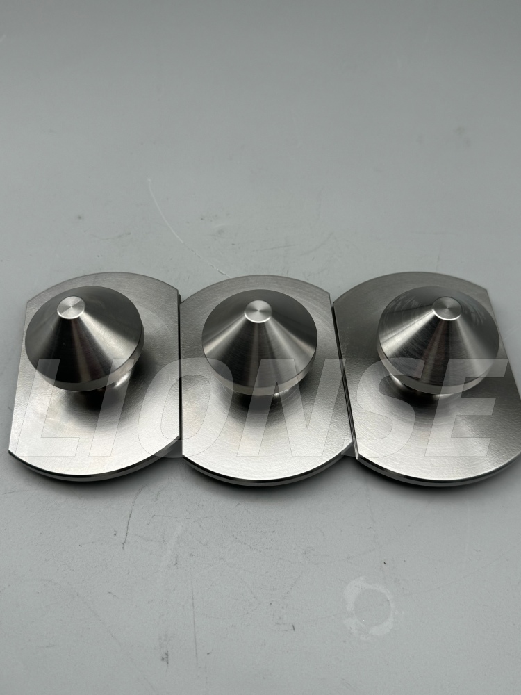 Đinh kéo định vị bề mặt hình nón